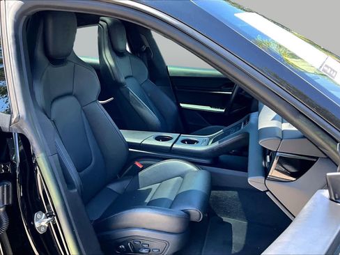 Used 2023 Porsche Taycan RWD image 8