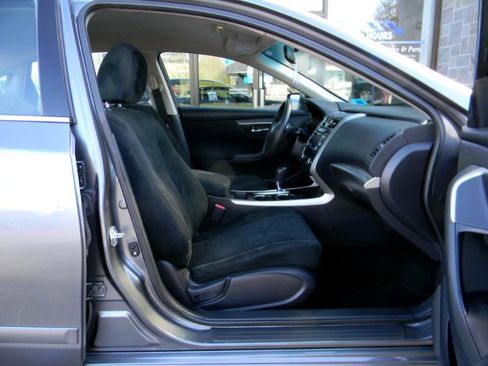 Used 2015 Nissan Altima 2.5 S w/ Power Driver Seat Package image 14
