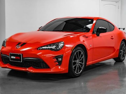 Used 2017 Toyota 86 860 Special Edition RWD image 6