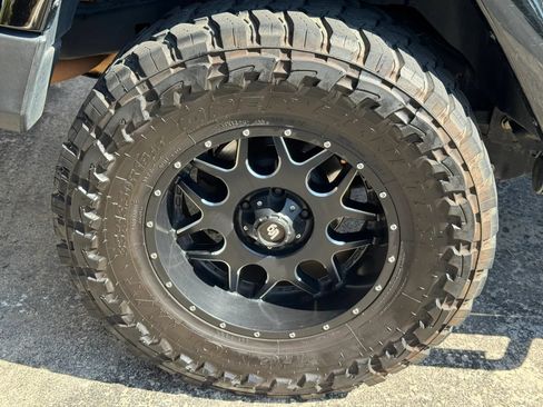 Used 2015 Jeep Wrangler Unlimited Sahara w/ Connectivity Group AWD/4WD image 32