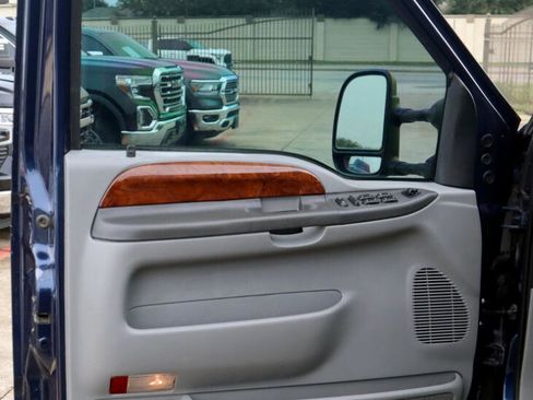 Used 2003 Ford F250 XL image 10