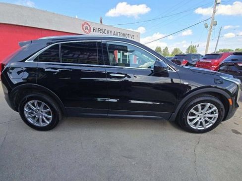 Used 2020 Cadillac XT4 Luxury w/ Cold Weather Package AWD/4WD image 3