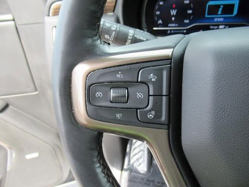 Certified 2022 Chevrolet Suburban High Country image 18