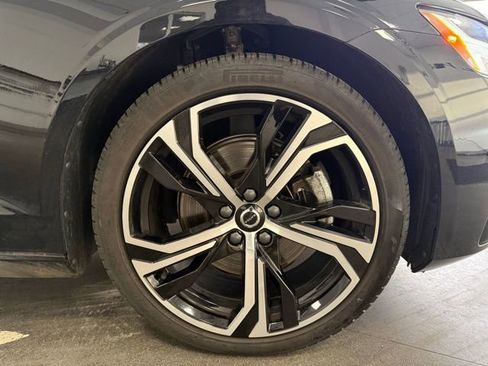 Certified 2024 Volvo S60 B5 Core image 13