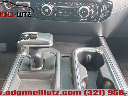 Used 2025 GMC Sierra 1500 SLT RWD image 29
