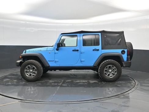 Used 2017 Jeep Wrangler Unlimited Rubicon w/ Connectivity Group image 9