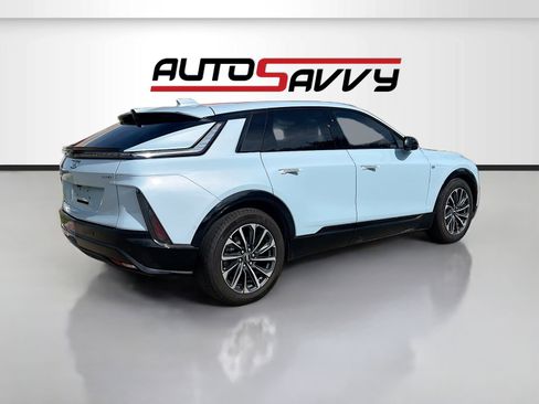 Used 2025 Cadillac Lyriq Sport RWD image 7