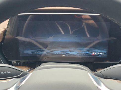 New 2026 Chevrolet Suburban High Country image 30