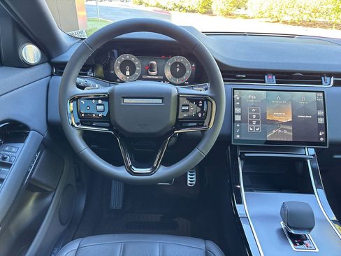 New 2026 Land Rover Range Rover Evoque Dynamic SE image 28