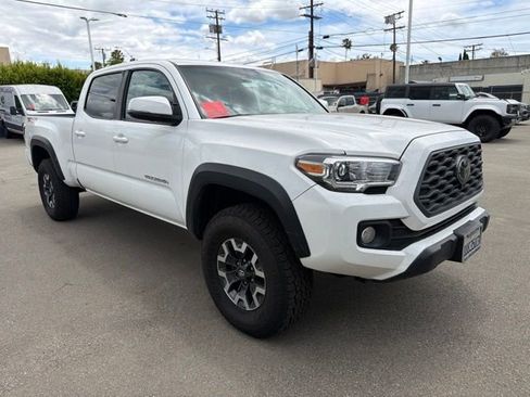 Used 2023 Toyota Tacoma TRD Off-Road w/ Advanced Technology Package AWD/4WD image 1