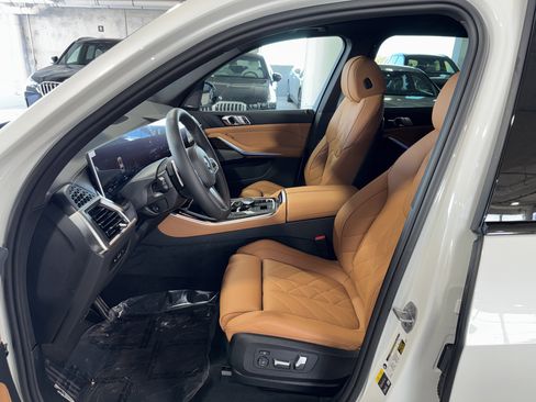 New 2026 BMW X5 xDrive50e w/ M Sport Package image 14