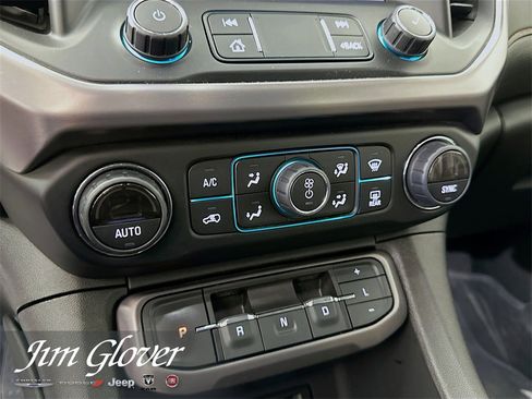 Used 2022 GMC Acadia AT4 w/ Technology Package image 36