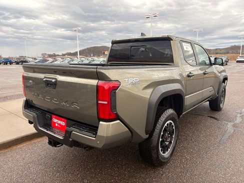 Certified 2025 Toyota Tacoma TRD Off-Road w/ TRD Off Road Upgrade Package image 7