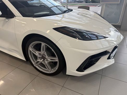 Used 2025 Chevrolet Corvette Stingray Coupe w/ 1LT image 6