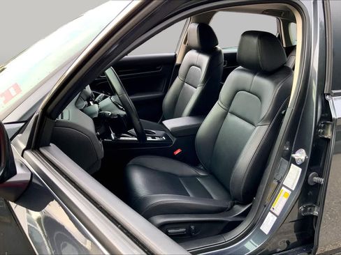 Used 2024 Honda Civic Touring image 9