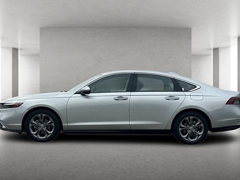 Used 2024 Honda Accord EX image 7