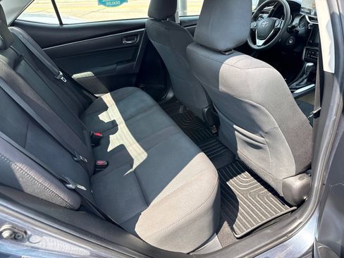 Used 2019 Toyota Corolla LE FWD image 12