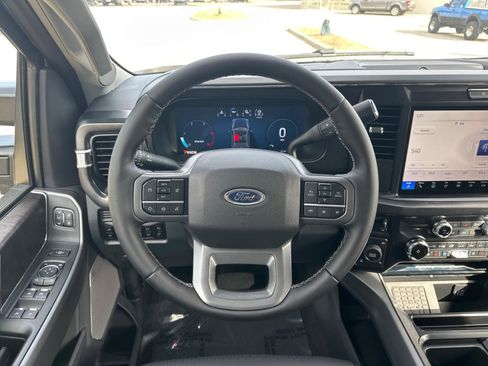 New 2026 Ford F250 Lariat w/ Black Appearance Package image 20