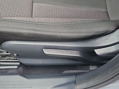 Certified 2025 Subaru Outback image 10