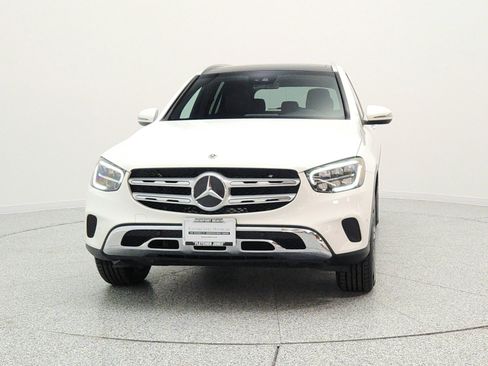 Used 2022 Mercedes-Benz GLC 300 image 2