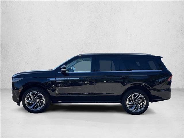 New 2027 Lincoln Navigator Reserve AWD/4WD image 5