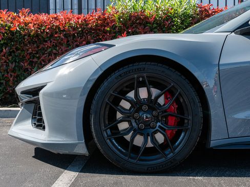 Used 2024 Chevrolet Corvette Z06 w/ Battery Protection Package image 3