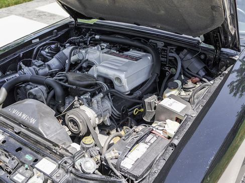 Used 1993 Ford Mustang Cobra RWD image 16