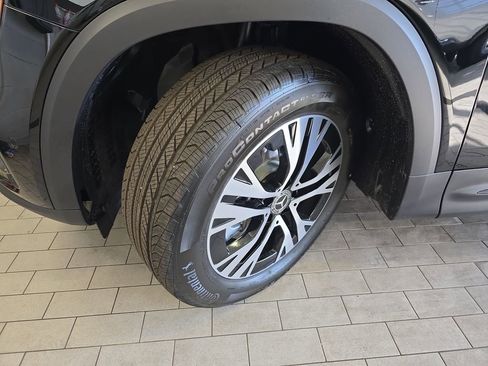 New 2026 Mercedes-Benz GLB 250 image 33