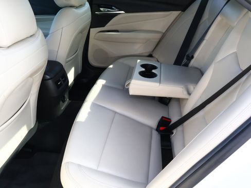Used 2023 Cadillac CT4 Luxury image 24