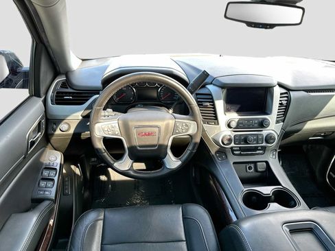 Used 2019 GMC Yukon XL SLT w/ Premium Edition RWD image 24