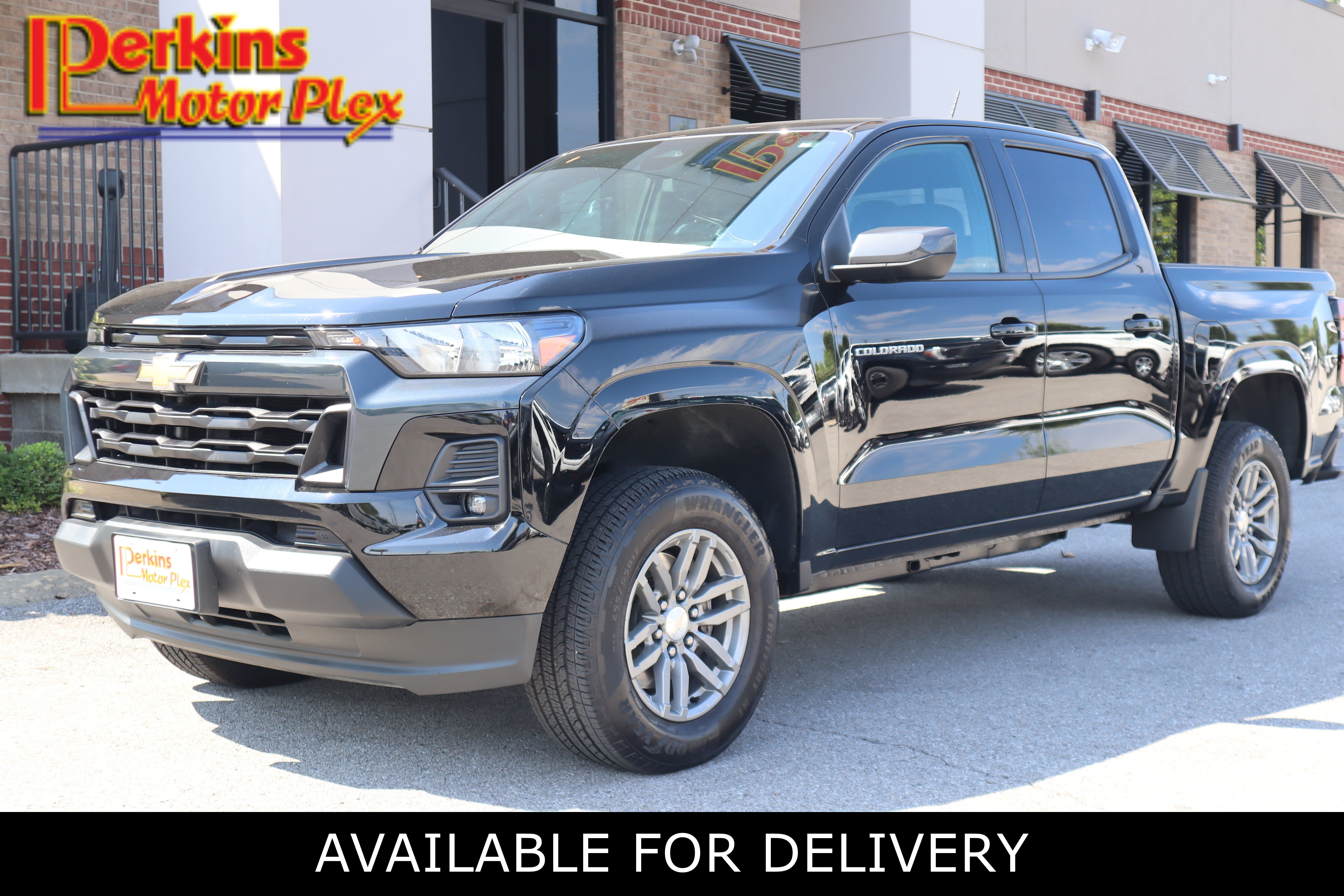 Used 2023 Chevrolet Colorado LT w/ LT Convenience Package RWD image 1