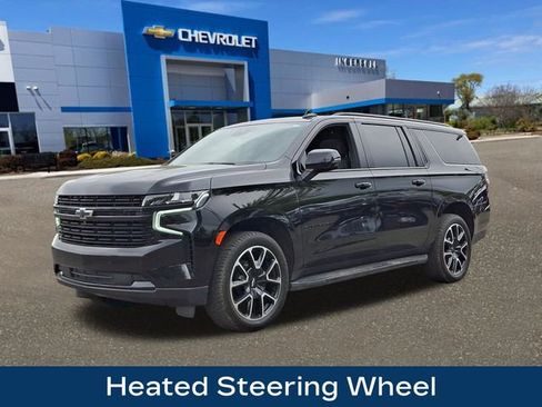 Used 2024 Chevrolet Suburban RST w/ Luxury Package AWD/4WD image 34