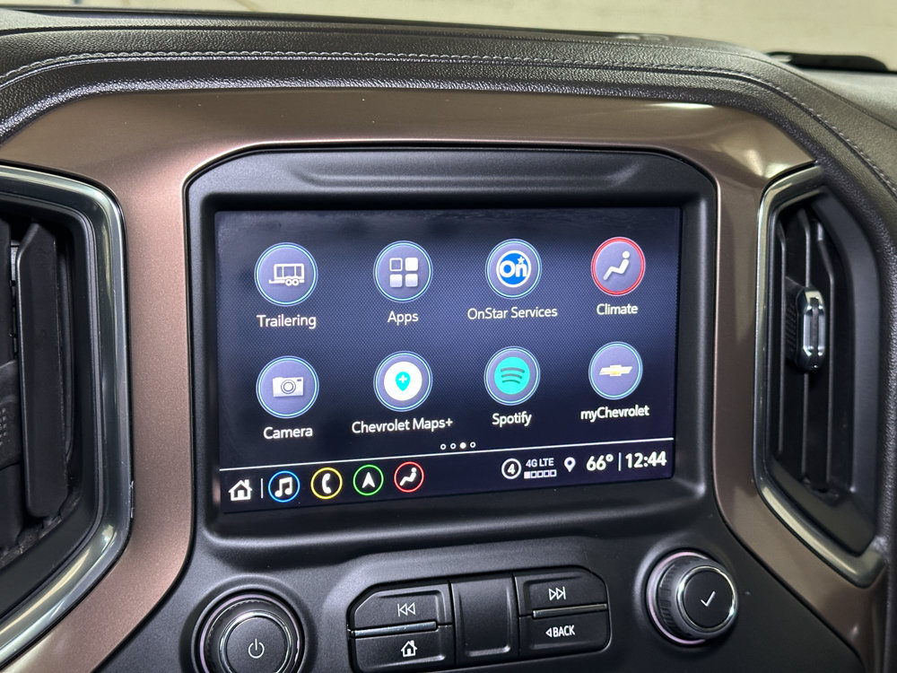 Used 2022 Chevrolet Silverado 1500 High Country w/ Technology Package AWD/4WD image 42