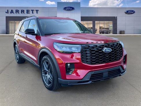 New 2026 Ford Explorer ST-Line w/ ST-Line Street Pack RWD image 1