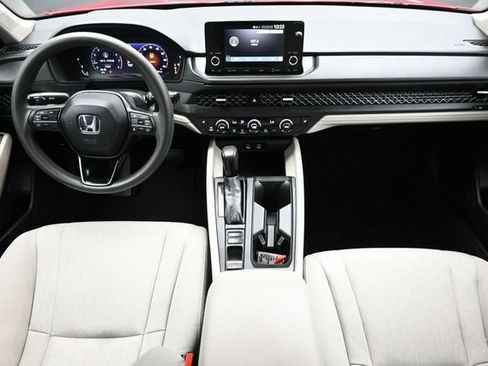 Used 2023 Honda Accord EX image 11