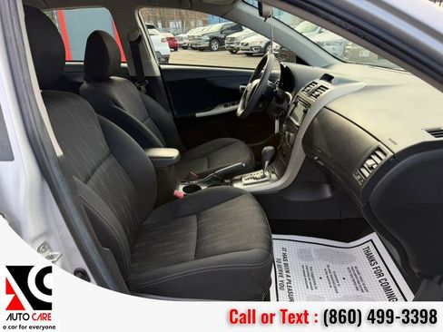 Used 2013 Toyota Corolla S image 9