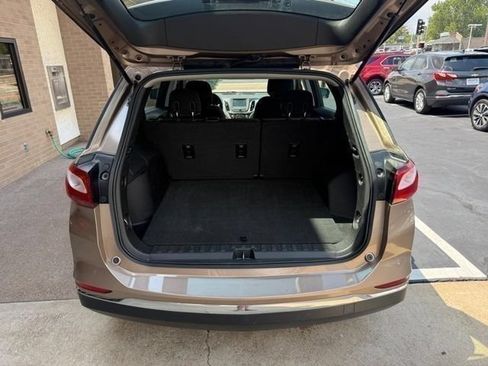 Used 2018 Chevrolet Equinox LS FWD image 5