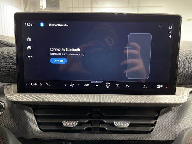 Used 2026 Ford Explorer ST-Line w/ ST-Line Street Pack AWD/4WD image 32