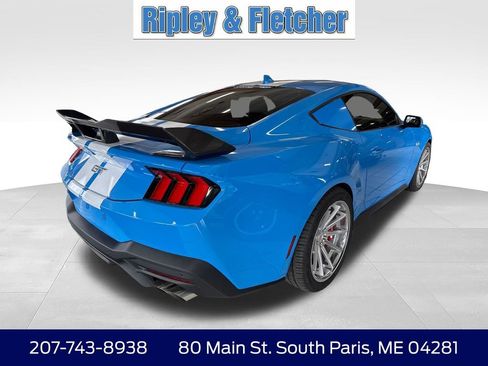 Used 2025 Ford Mustang GT Premium RWD image 4