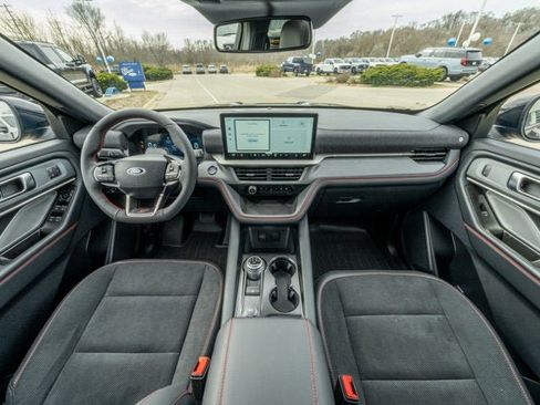 New 2026 Ford Explorer ST image 21