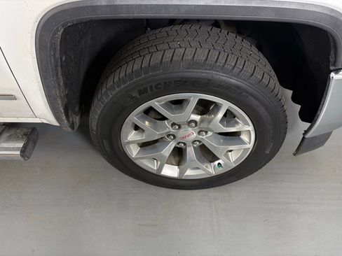 Used 2018 GMC Sierra 1500 SLT w/ SLT Premium Package image 11