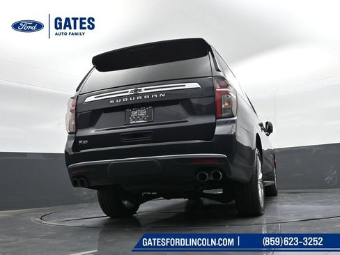 Used 2022 Chevrolet Suburban High Country AWD/4WD image 42