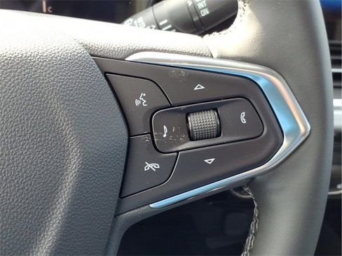 New 2026 Chevrolet Trax LT w/ Sunroof Package image 21