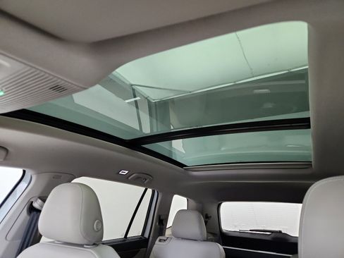 New 2026 Volkswagen Atlas SE FWD image 29
