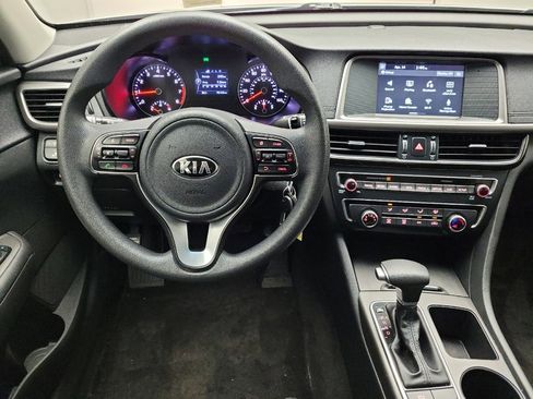 Used 2018 Kia Optima LX w/ 17" Alloy Wheels Package FWD image 22