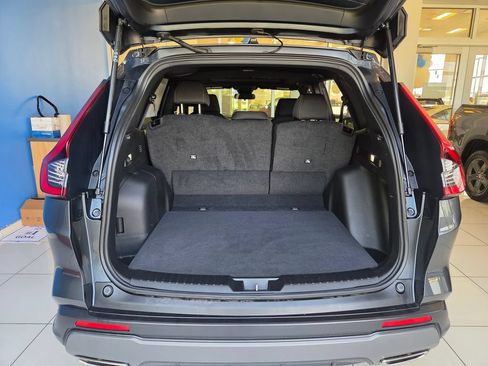 Certified 2025 Honda CR-V Sport image 10