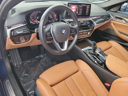 Certified 2023 BMW 540i w/ Premium Package RWD image 9