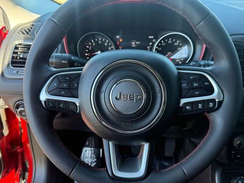 Used 2021 Jeep Compass Trailhawk image 16