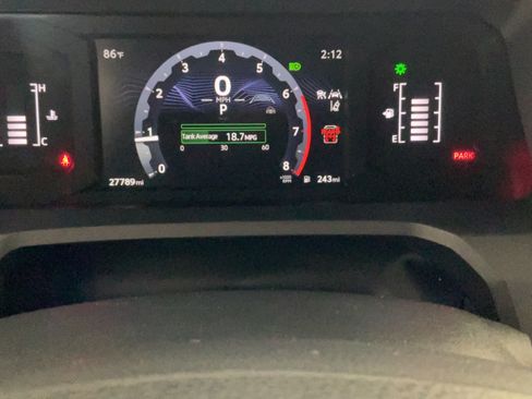 Certified 2025 Toyota 4Runner SR5 AWD/4WD image 10
