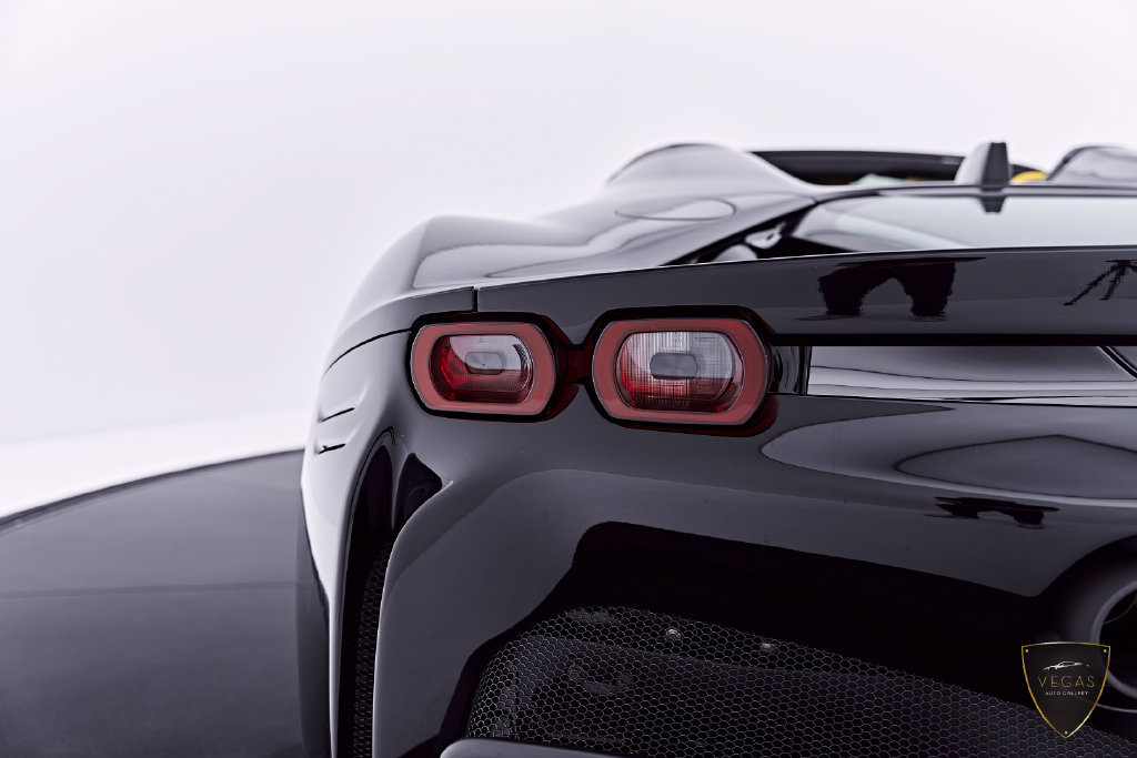 Used 2024 Ferrari SF90 Spider AWD/4WD image 40